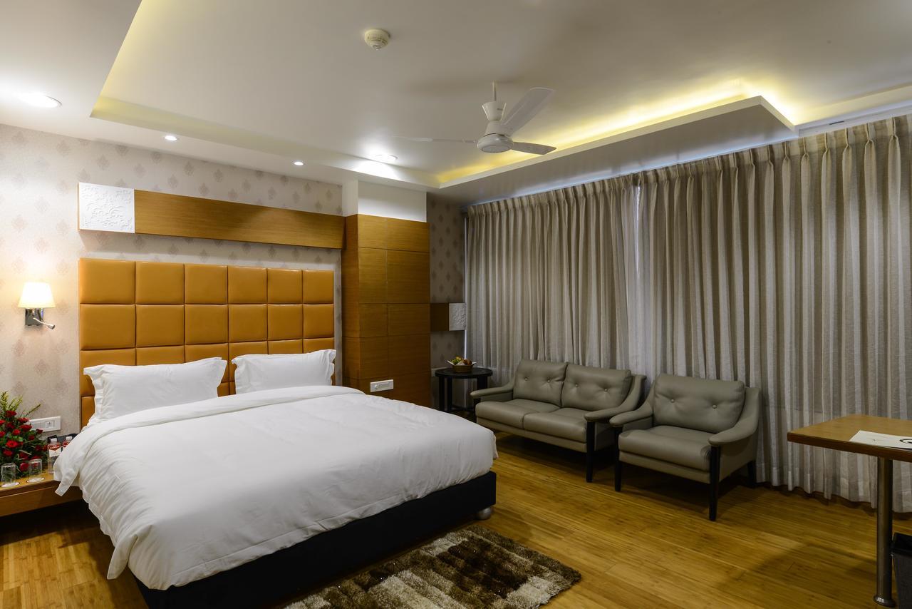 Hotel Atishay Bhopal Extérieur photo