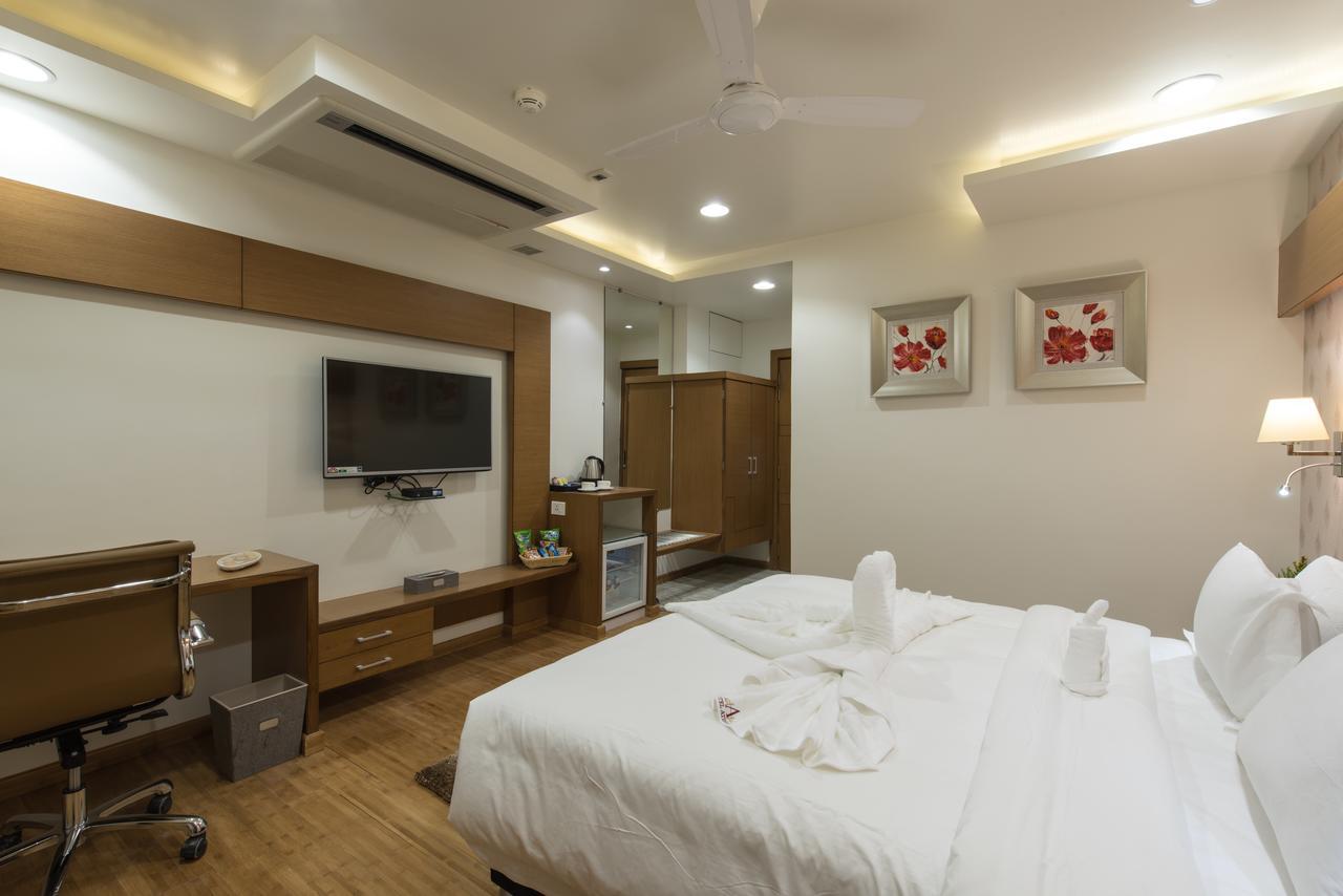 Hotel Atishay Bhopal Extérieur photo